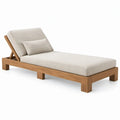 Teakhouten ligbed met verstelbare rugleuning en beige kussens, 200 x 70 cm